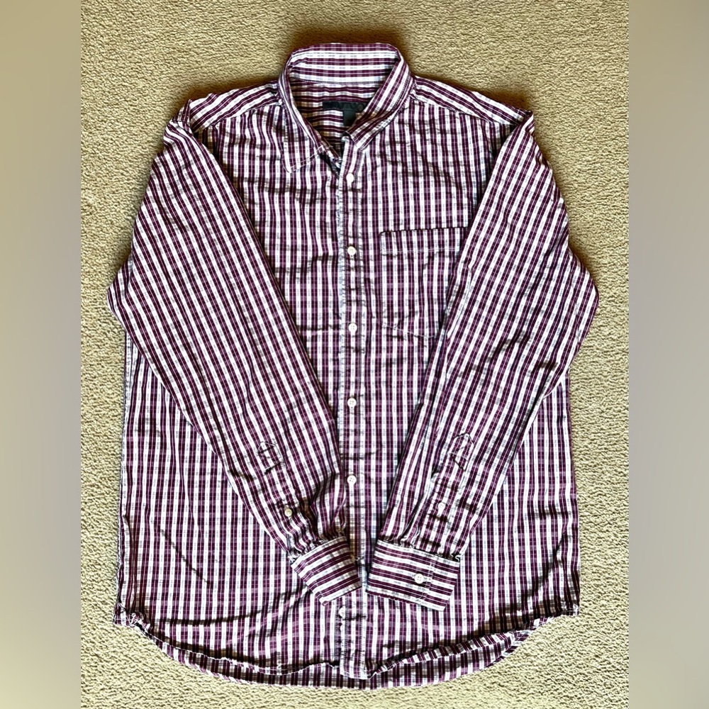 Men’s button up long sleeve shirt